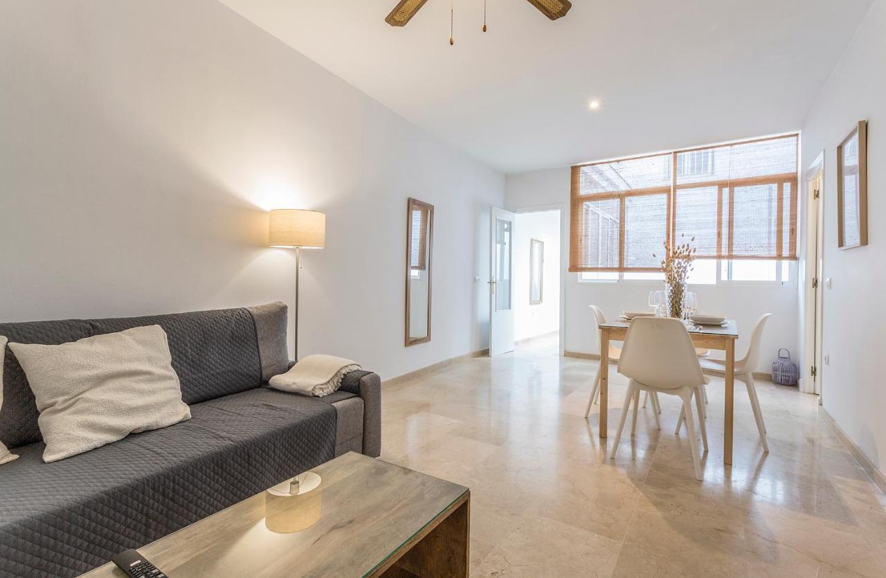 Ferienwohnung Azvalia - Larga 112 Abono Parking Gratis El Puerto de Santa María Exterior foto