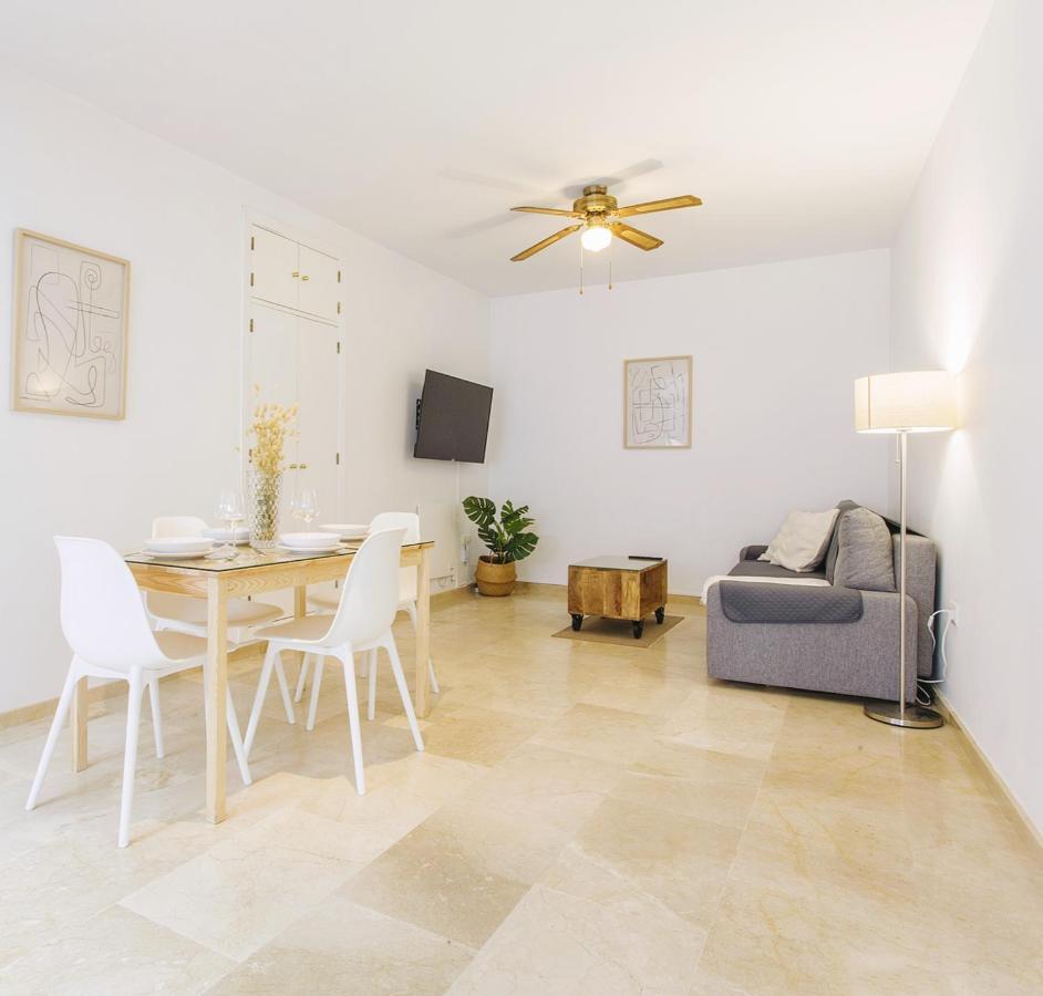 Ferienwohnung Azvalia - Larga 112 Abono Parking Gratis El Puerto de Santa María Exterior foto