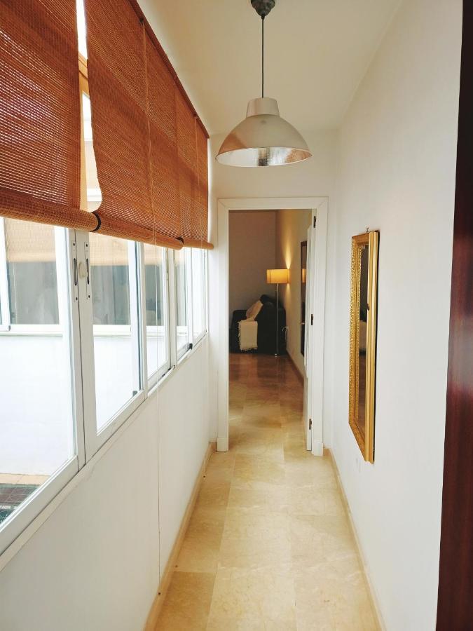 Ferienwohnung Azvalia - Larga 112 Abono Parking Gratis El Puerto de Santa María Exterior foto